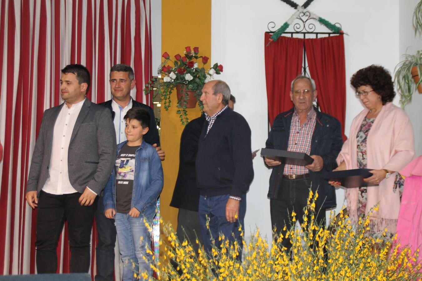 Ciriaco Hernández, en la categoría General y María de los Ángeles Macías, en la categoría Local, fueron los ganadores del II Concurso de fandangos 'Alfonso Labrador El Minaó' organizado por la Asociación cultural flamenca 'José Pérez de Guzmán' de Jerez de los Caballeros y celebrado en su sede con gran afluencia de público.