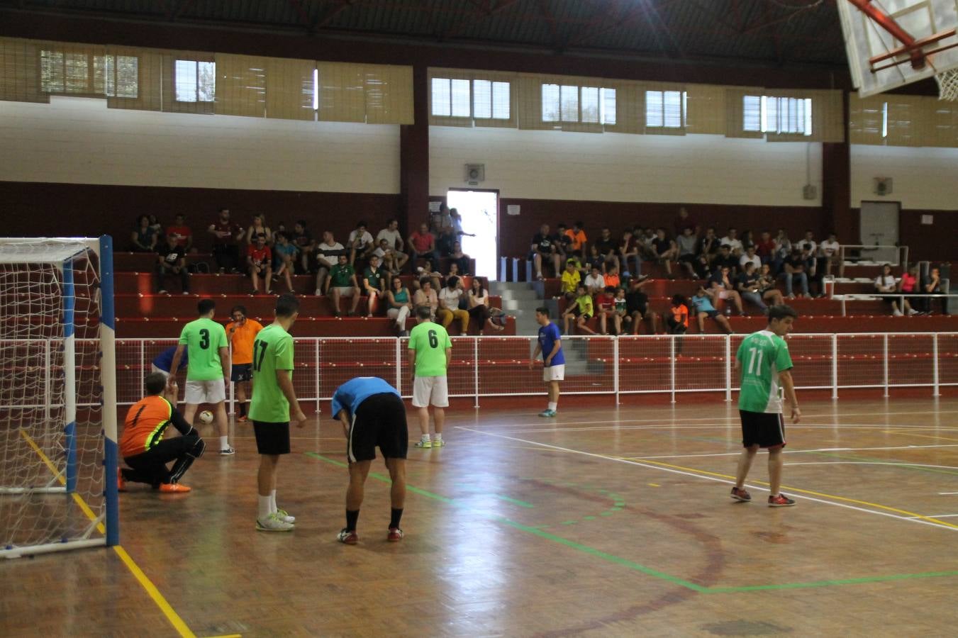 El Pabellón Municipal de Deportes 'Francisco José Rivera Montero' acogió este sábado la final de la Copa de Futbol Sala en la que han participado los 16 mejores equipos de la Liga de invierno en este Deporte. El equipo de Talleres Lute se proclamó vencedor de la cita, con un resultado final de la citada Copa al imponerse 2-0 al también finalista de esta competición, Calsan distribuciones, finalmente subcampeón. El equipo 'Restaurante Santa María' ha sido el campeón de la Liga de invierno.
