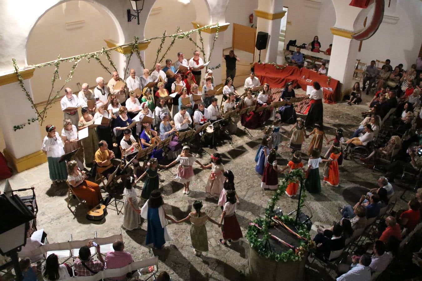 Fotos: La Coral jerezana sorprende, una vez más, con su tradicional &#039;Concierto Medieval&#039;