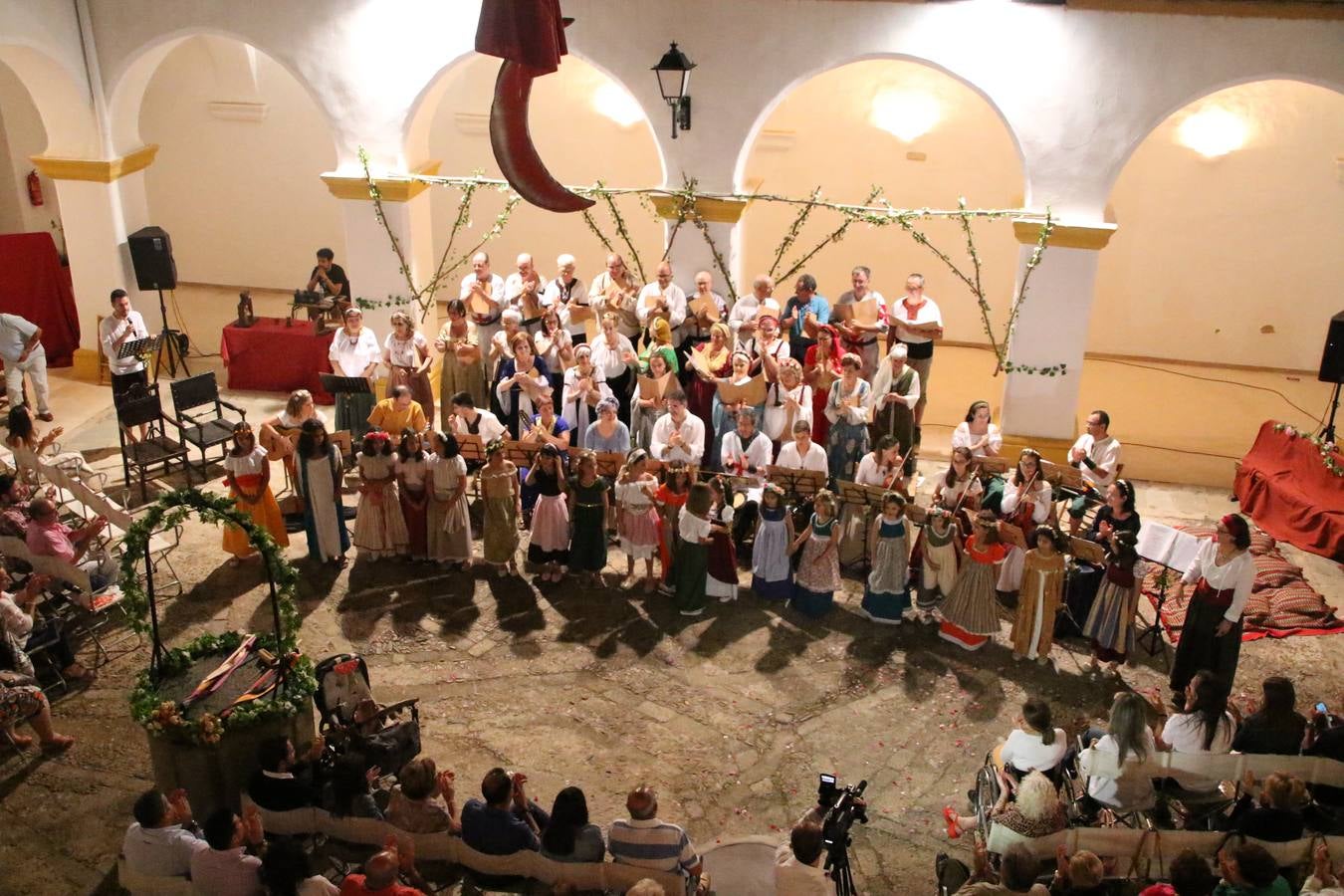 Fotos: La Coral jerezana sorprende, una vez más, con su tradicional &#039;Concierto Medieval&#039;