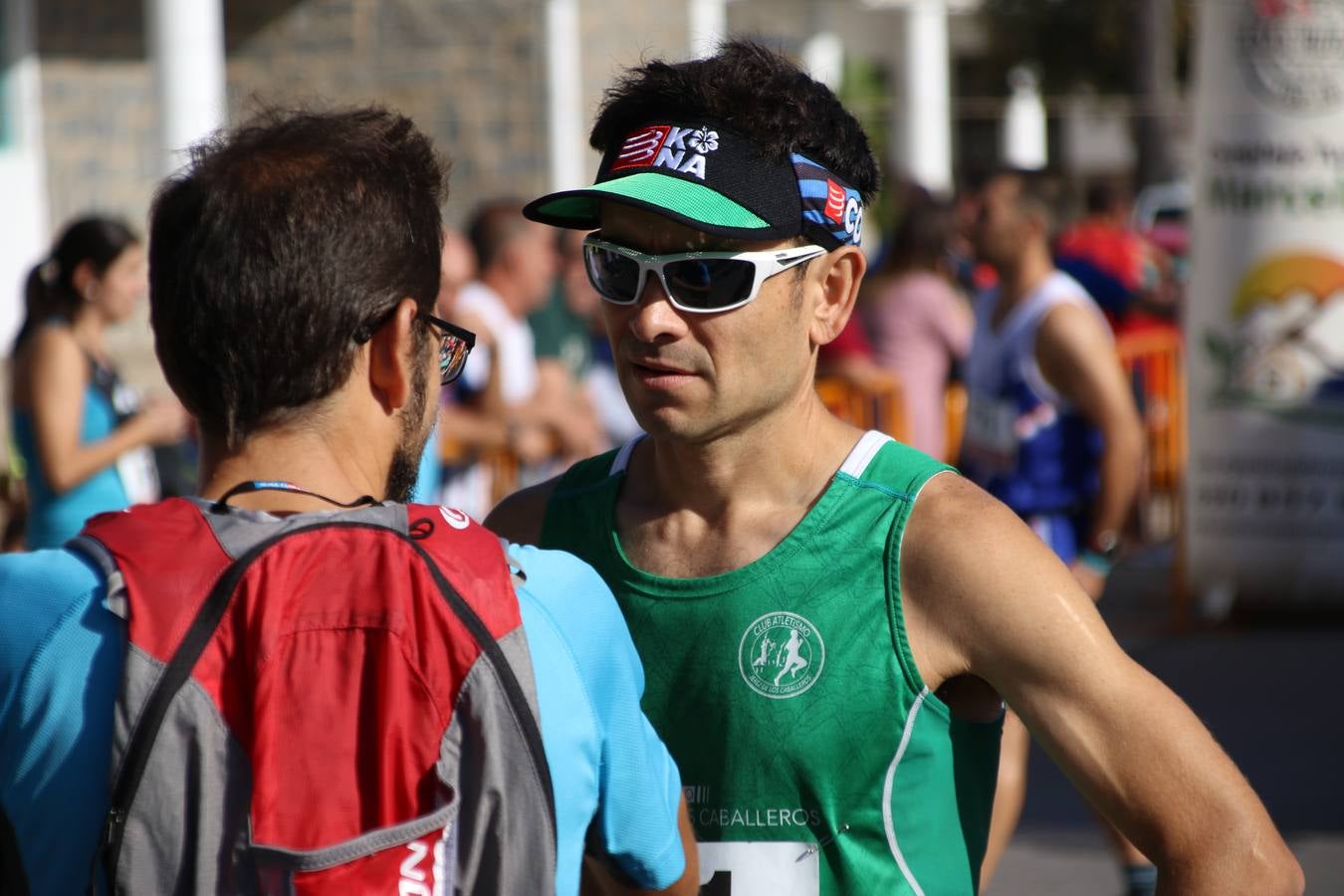 Valuengo continúa apostando por el deporte y la investigación de la Histiocitosis con la tercera edición del 'Cross Popular Valuengo', organizada por la Comisión de Festejos de la citada pedanía en colaboración con la Concejalía de Juventud y Deportes del Ayuntamiento de Jerez de los Caballeros y el Programa de Dinamización Deportiva de la Mancomunidad Sierra Suroeste. La citada prueba deportiva se ha celebrado esta mañana y ha contado con más de 140 participantes, entre todas las categorías.Celso Graciano y Estefanía Carretero se han convertido en los vencedores de la prueba general, y José Joaquín García y Rosa González han ocupado los primeros puestos locales.