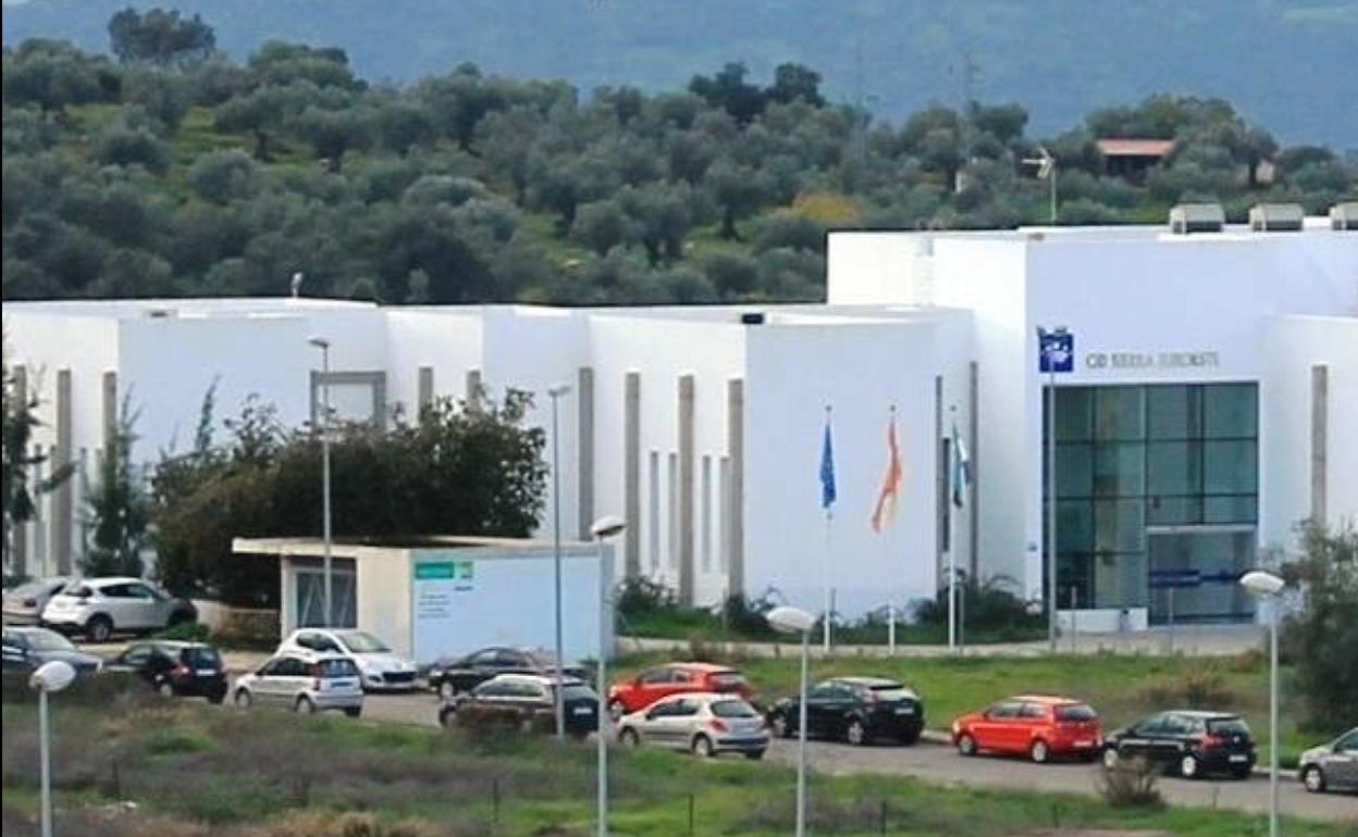 Edificio de la Mancomunidad Sierra Suroeste junto al CID, en el polígono industrial de Jerez de los Caballeros.
