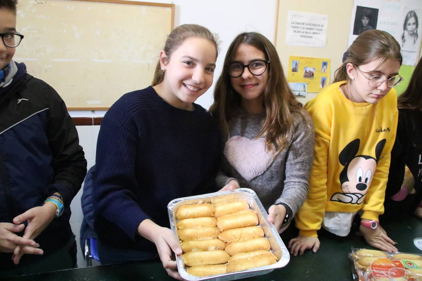 Fotos: Cáritas Parroquial celebra la tercera edición de su 'Tapa Solidaria'
