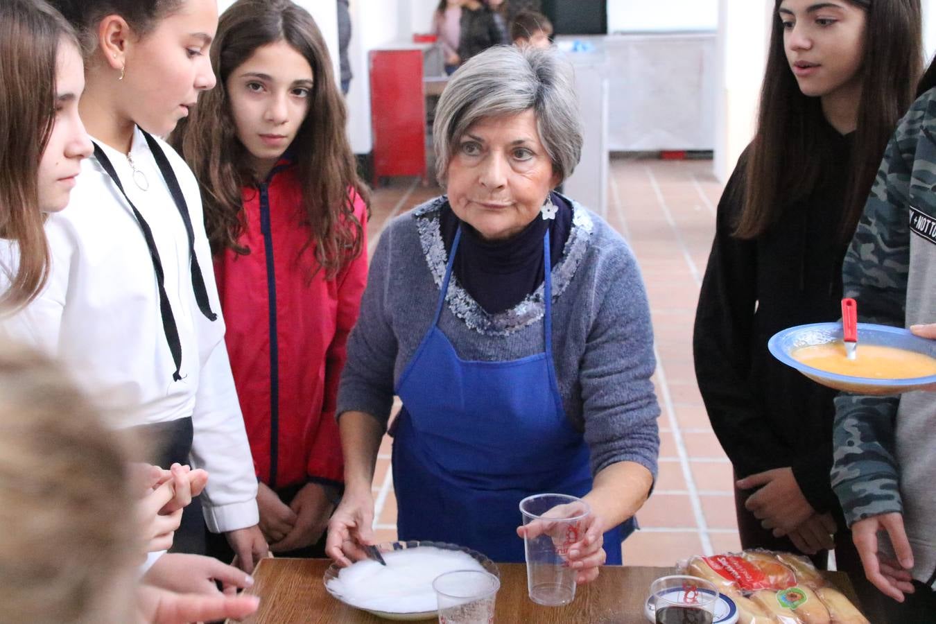 Fotos: Cáritas Parroquial celebra la tercera edición de su 'Tapa Solidaria'