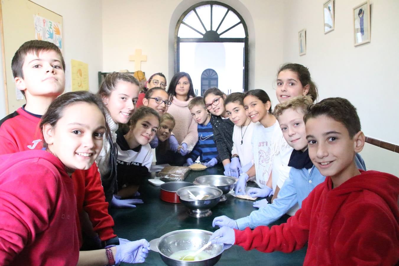 Fotos: Cáritas Parroquial celebra la tercera edición de su 'Tapa Solidaria'