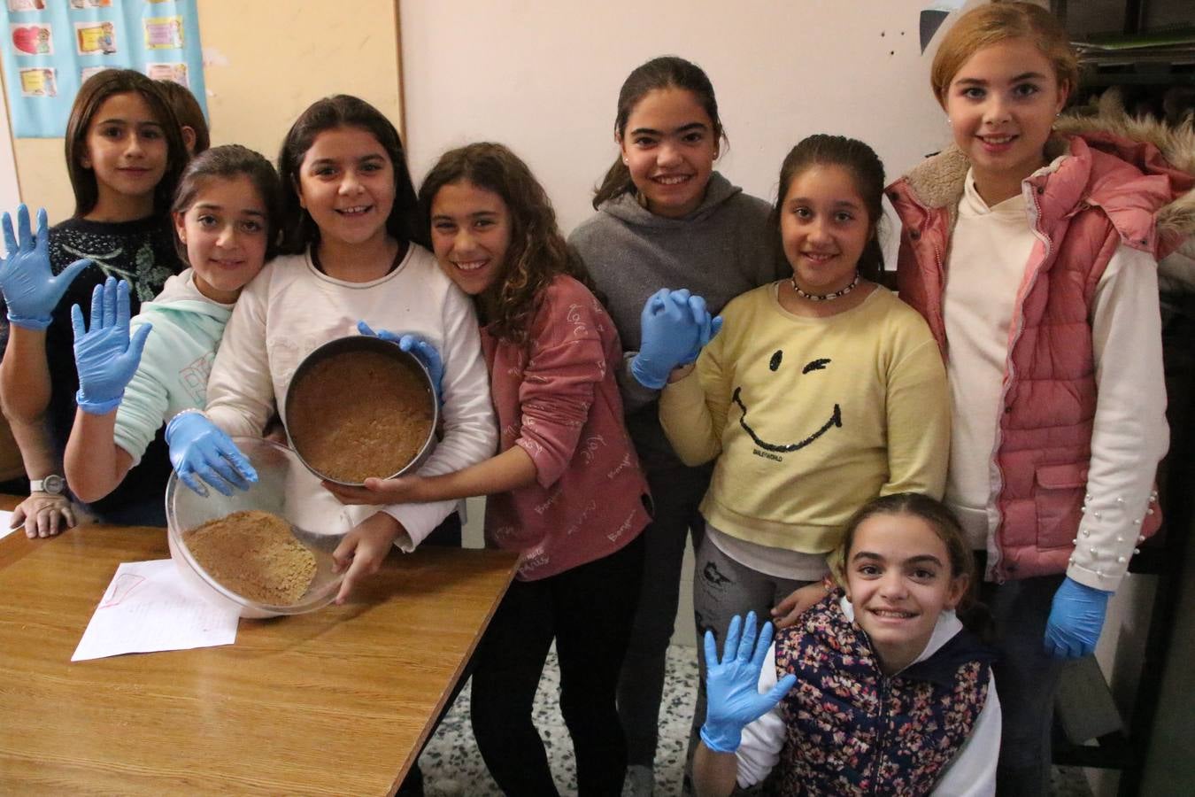 Fotos: Cáritas Parroquial celebra la tercera edición de su 'Tapa Solidaria'