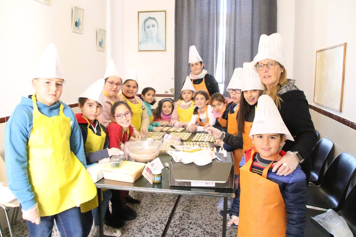 Fotos: Cáritas Parroquial celebra la tercera edición de su 'Tapa Solidaria'