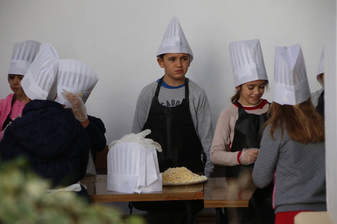 Fotos: Cáritas Parroquial celebra la tercera edición de su 'Tapa Solidaria'