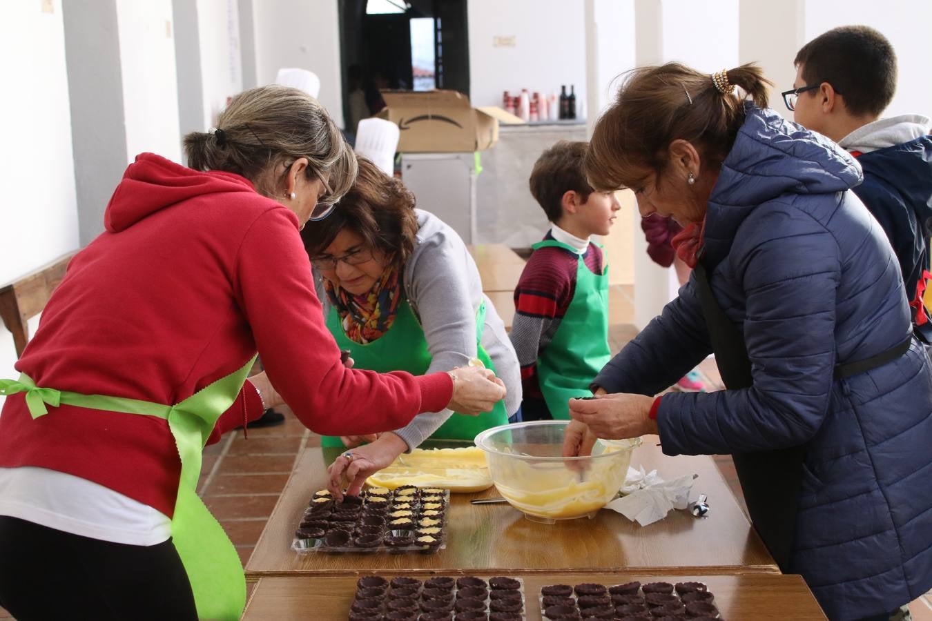 Fotos: Cáritas Parroquial celebra la tercera edición de su 'Tapa Solidaria'