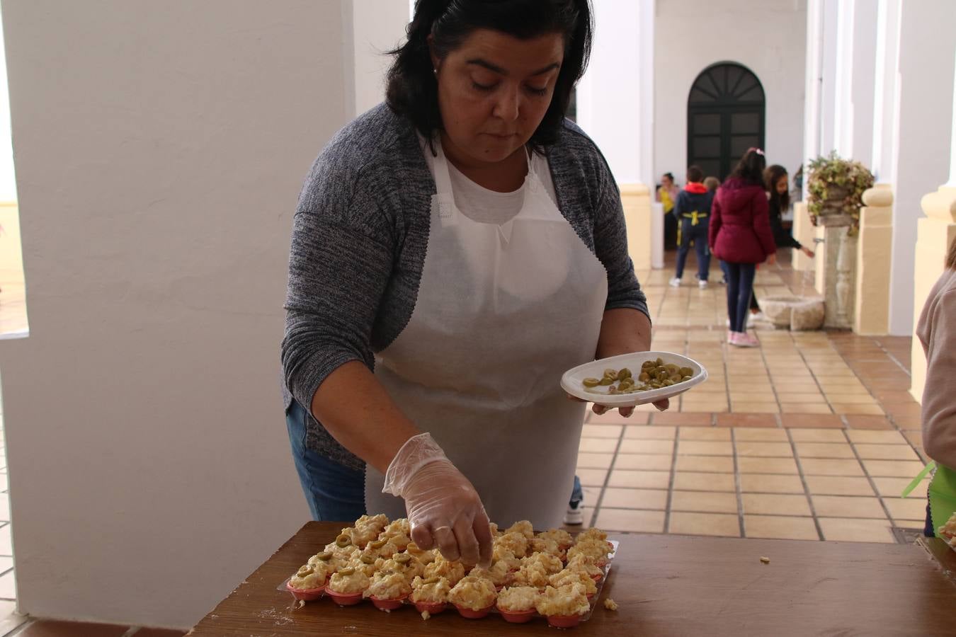 Fotos: Cáritas Parroquial celebra la tercera edición de su 'Tapa Solidaria'