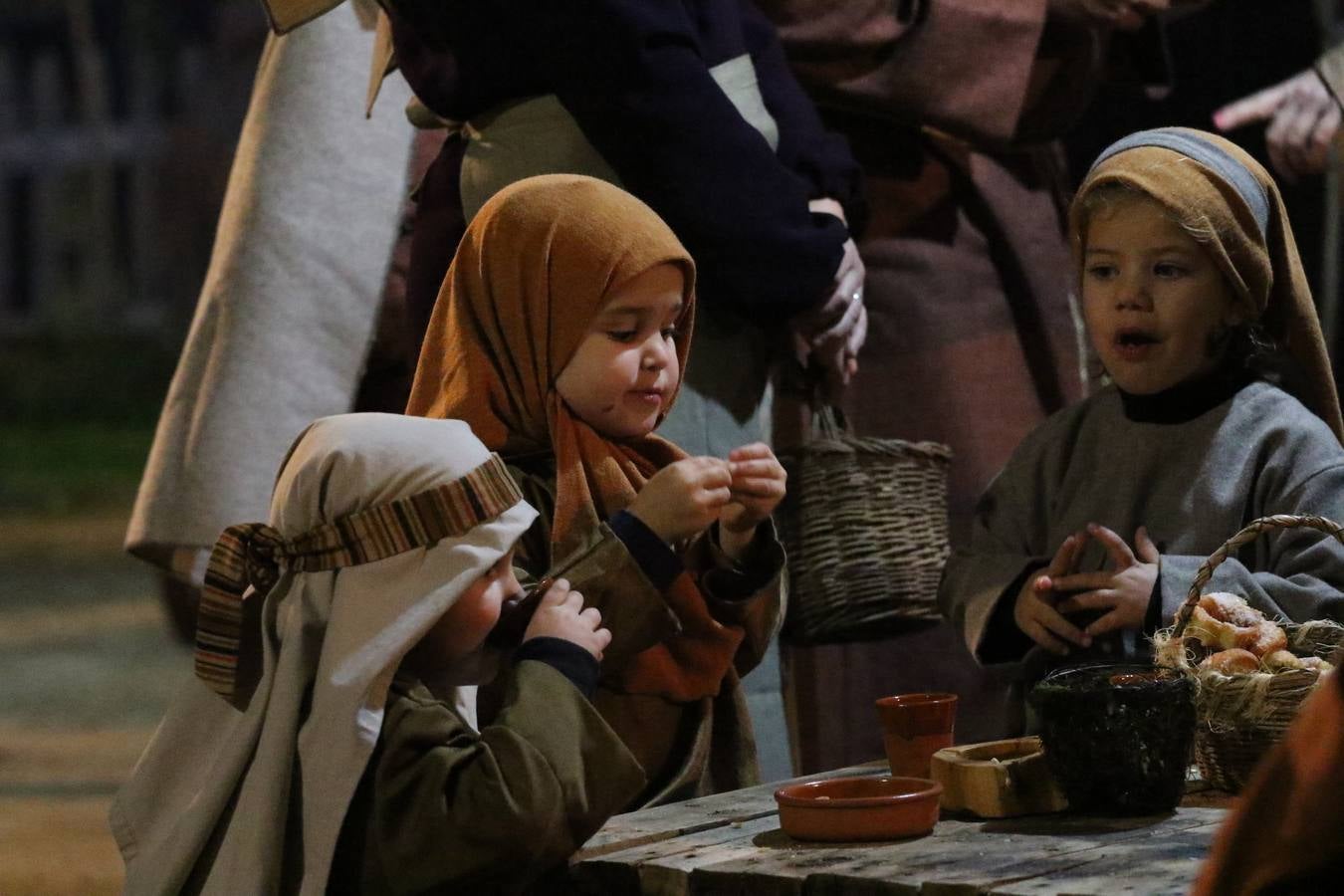 Más de 200 personajes dan vida a este Belén pleno de realismo y tradición.