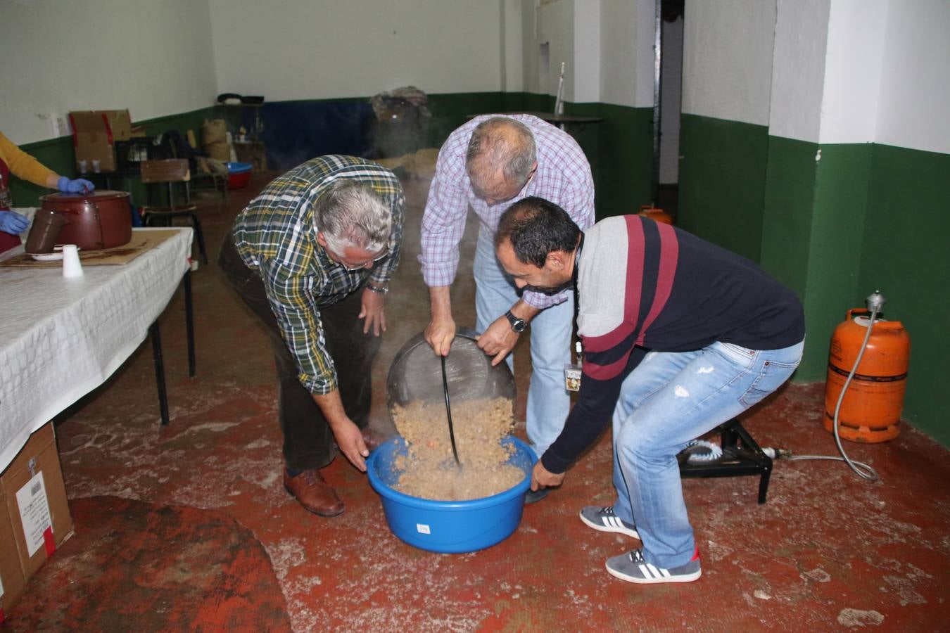 Más de 200 personajes dan vida a este Belén pleno de realismo y tradición.