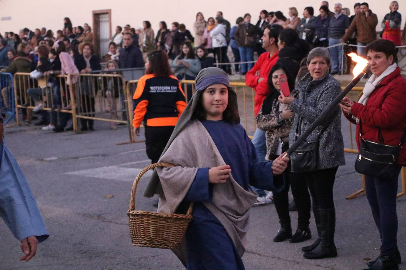 Más de 200 personajes dan vida a este Belén pleno de realismo y tradición.