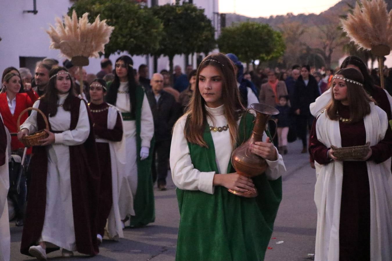 Más de 200 personajes dan vida a este Belén pleno de realismo y tradición.