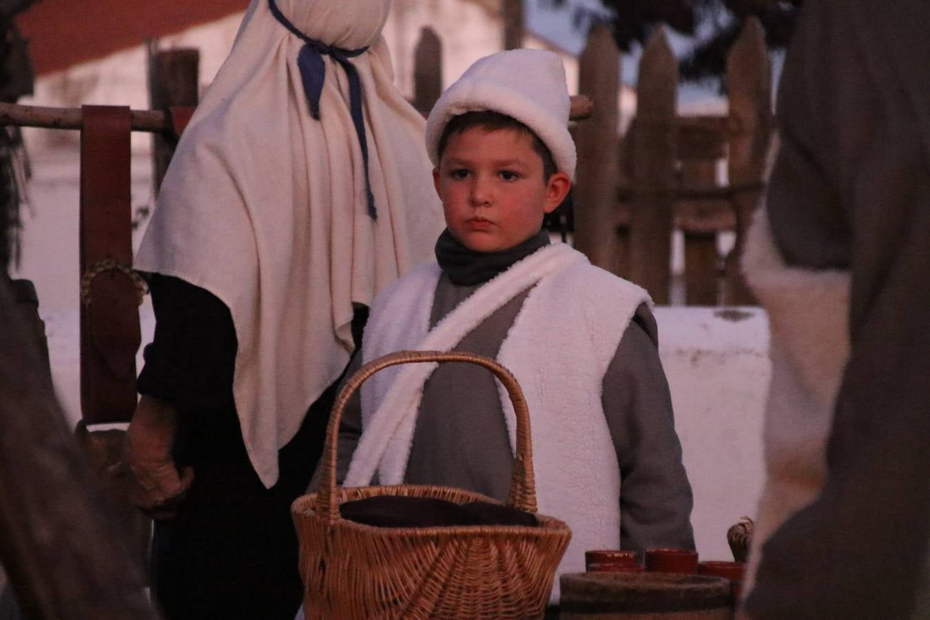 Más de 200 personajes dan vida a este Belén pleno de realismo y tradición.