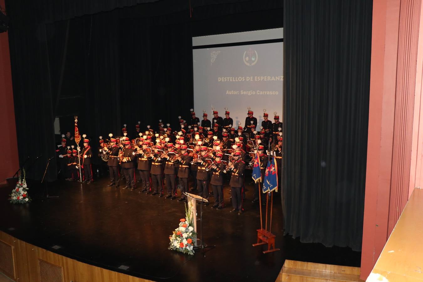 La Agrupación Musical 'Maestro Sousa' interpretando una de las Marchas de su repertorio para esta Semana Santa.