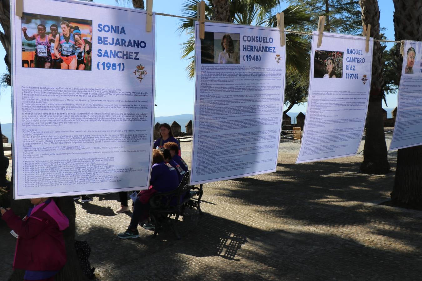 Participantes en la II Carrera de la Mujer.