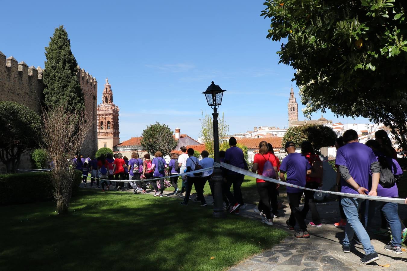 Participantes en la II Carrera de la Mujer.
