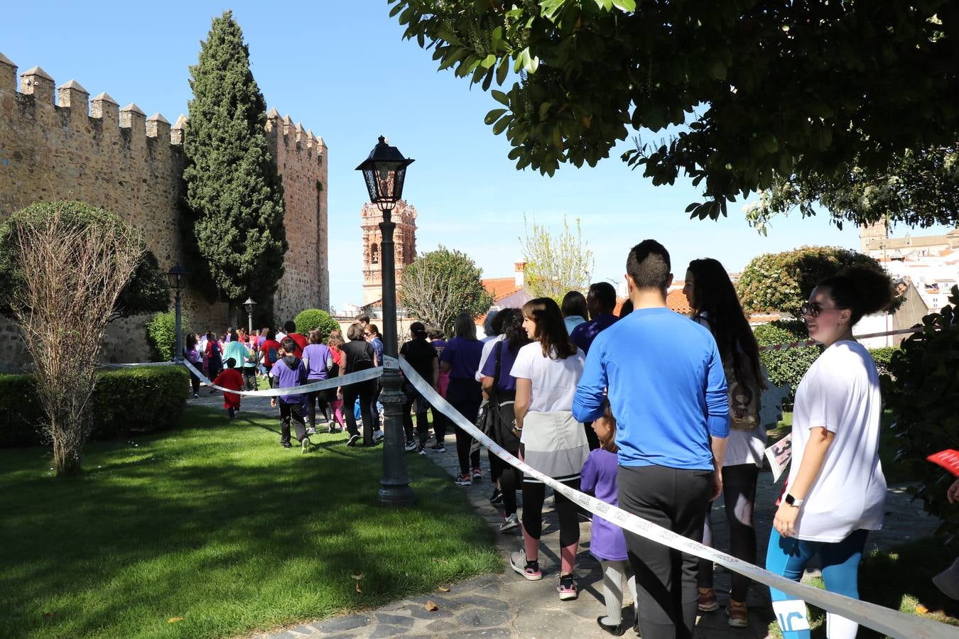 Participantes en la II Carrera de la Mujer.