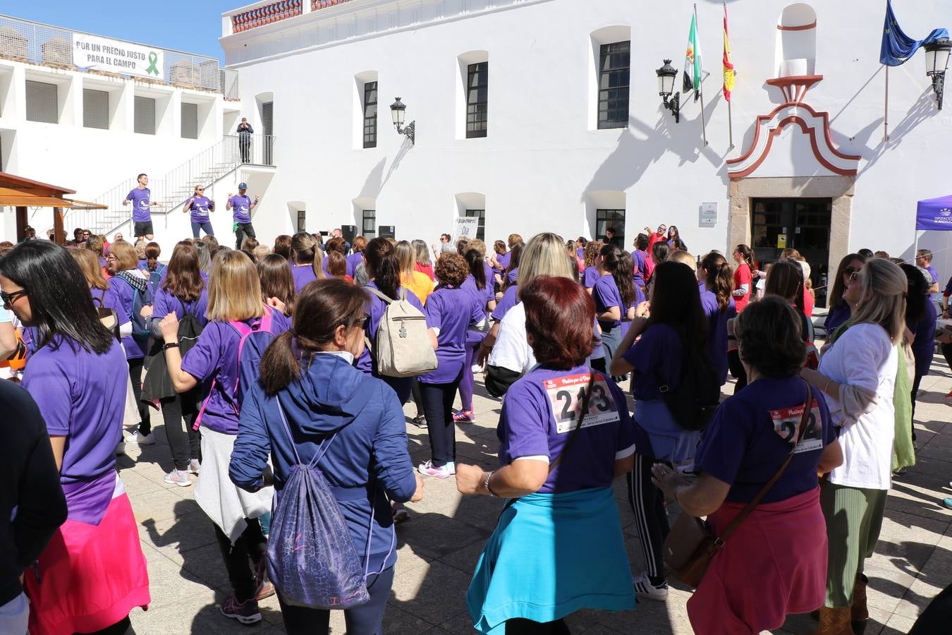 Participantes en la II Carrera de la Mujer.