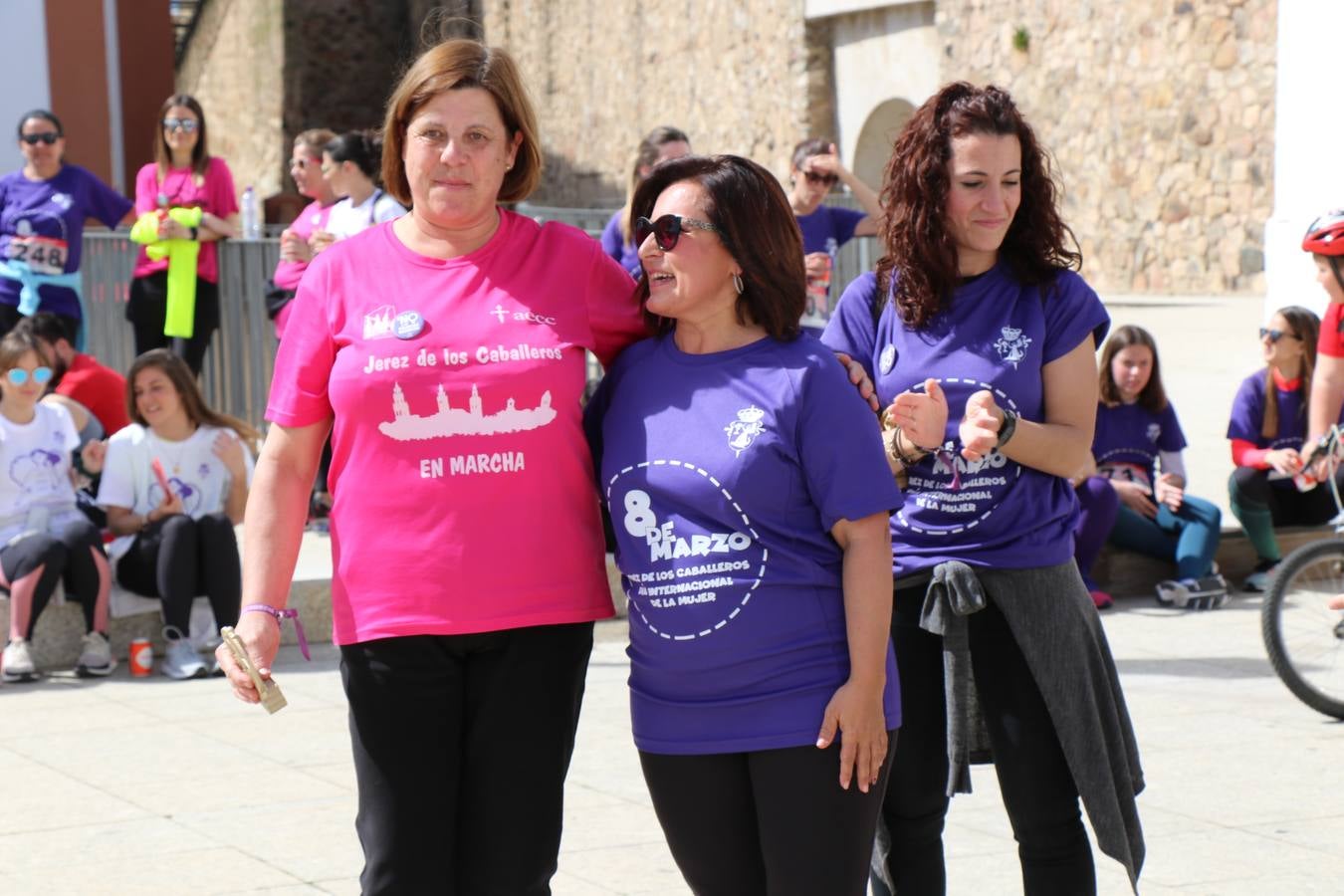 Participantes en la II Carrera de la Mujer.