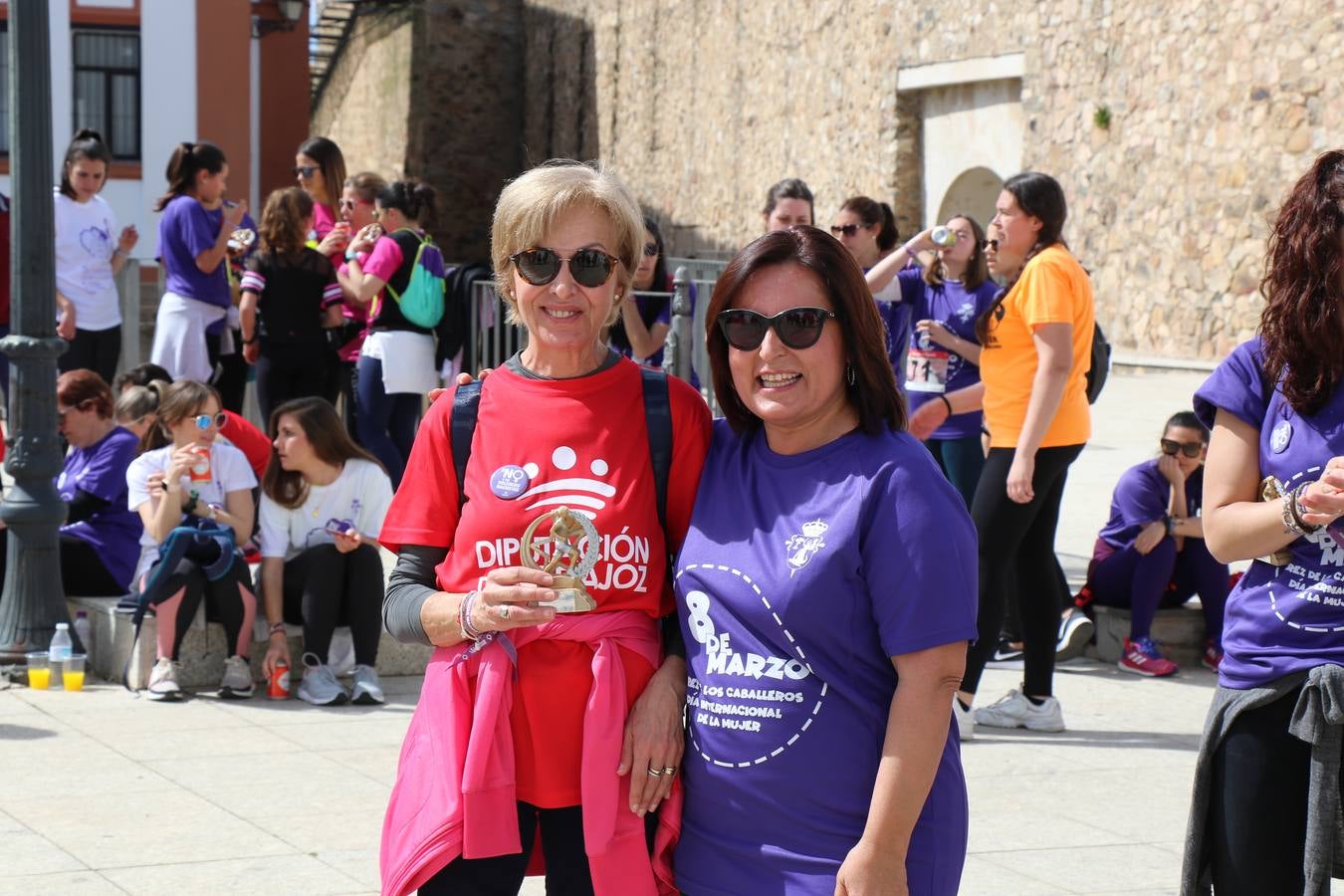 Participantes en la II Carrera de la Mujer.