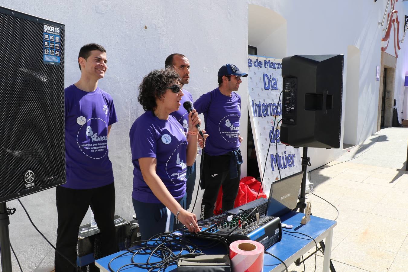 Participantes en la II Carrera de la Mujer.