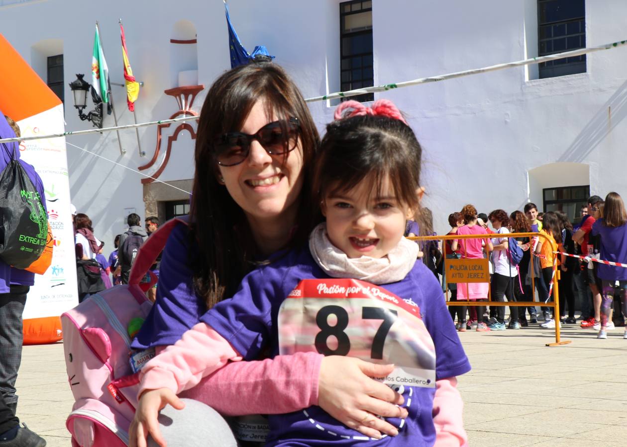 Participantes en la II Carrera de la Mujer.