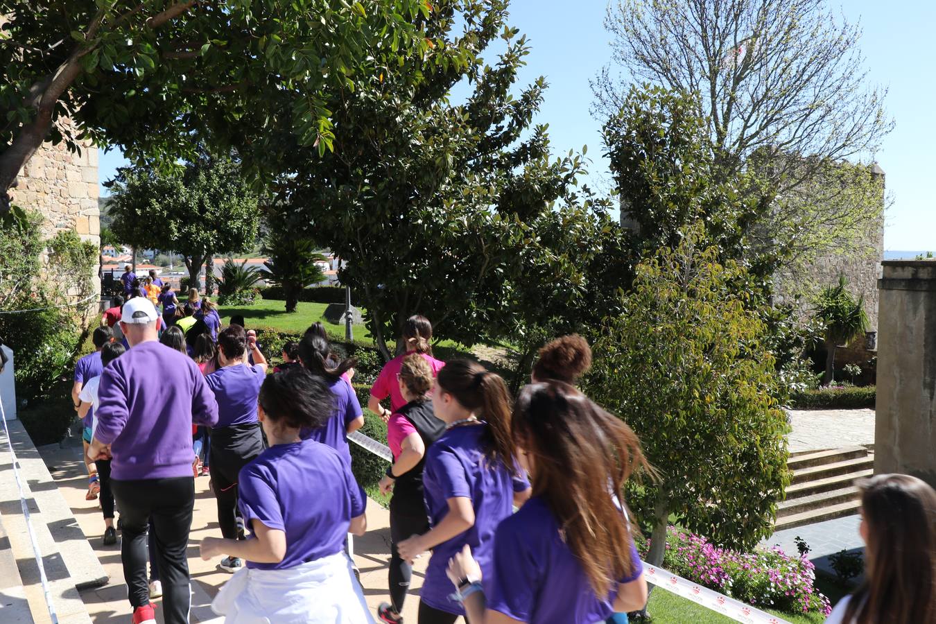 Participantes en la II Carrera de la Mujer.
