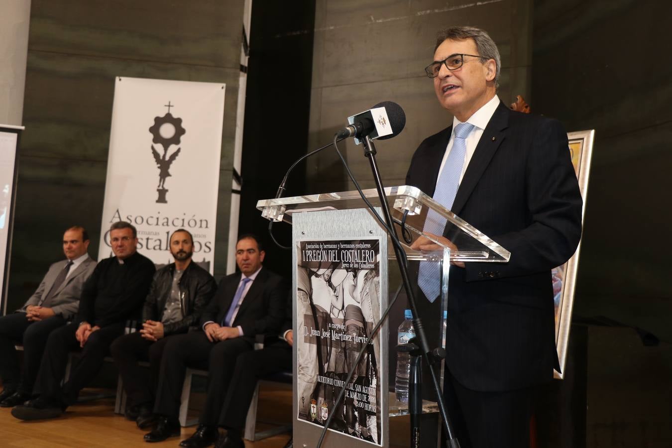 Juan José Martínez Torvisco durante su Pregón dedicado al costalero.