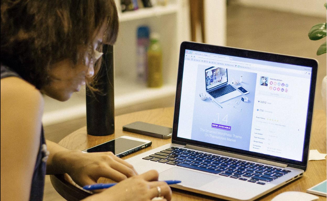 Curso online 'Uso cotidiano de las tecnologías digitales'. 