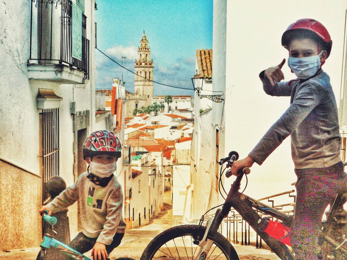 Con juguetes o sin ellos, todos han lucido una sonrisa, contentos por poder salir de casa.