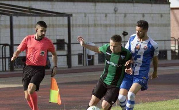 Jerez Club de Fútbol en la Ciudad Deportiva 'Manuel Calzado'. 
