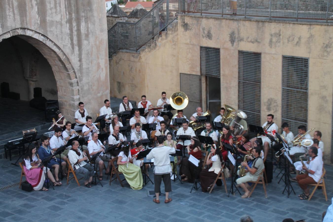 Concierto de la Asociación Musical de Jerez de los Caballeros en el cierre del Festiva Templario.