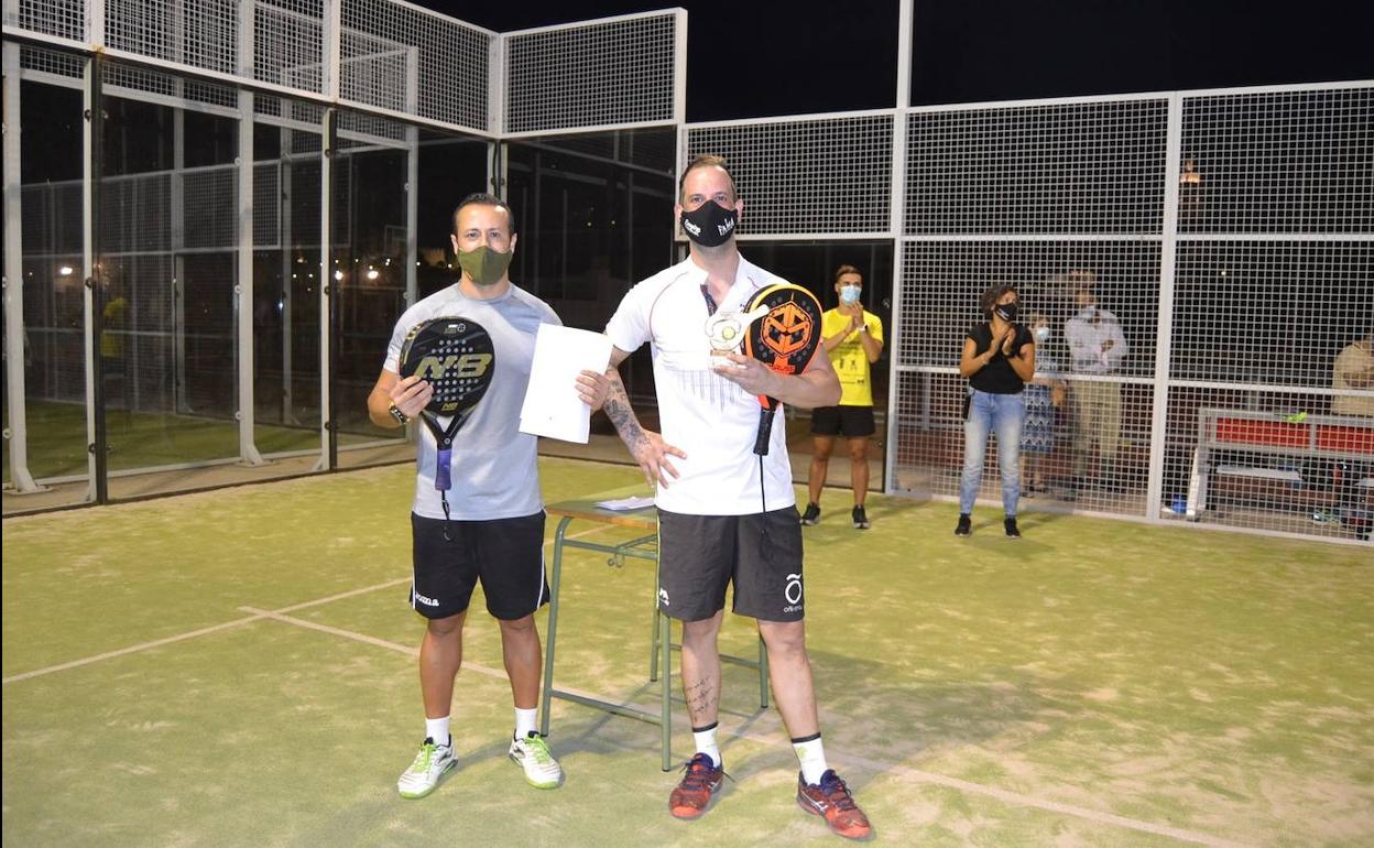  Miguel Ángel Vázquez y Francisco Carlos Escobar, campeones del Torneo. 