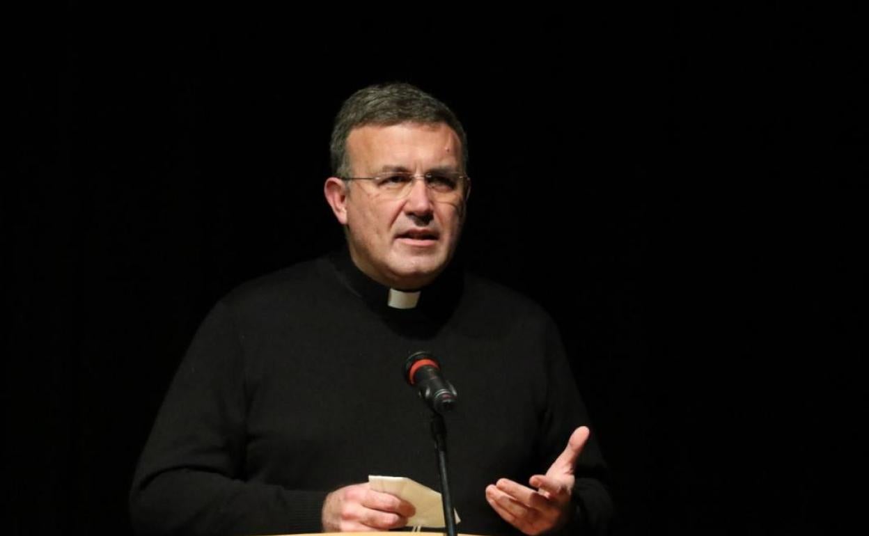 Antonio María Rejano, párroco del municipio, será el encargado del Pregón de la Semana Santa 2021.