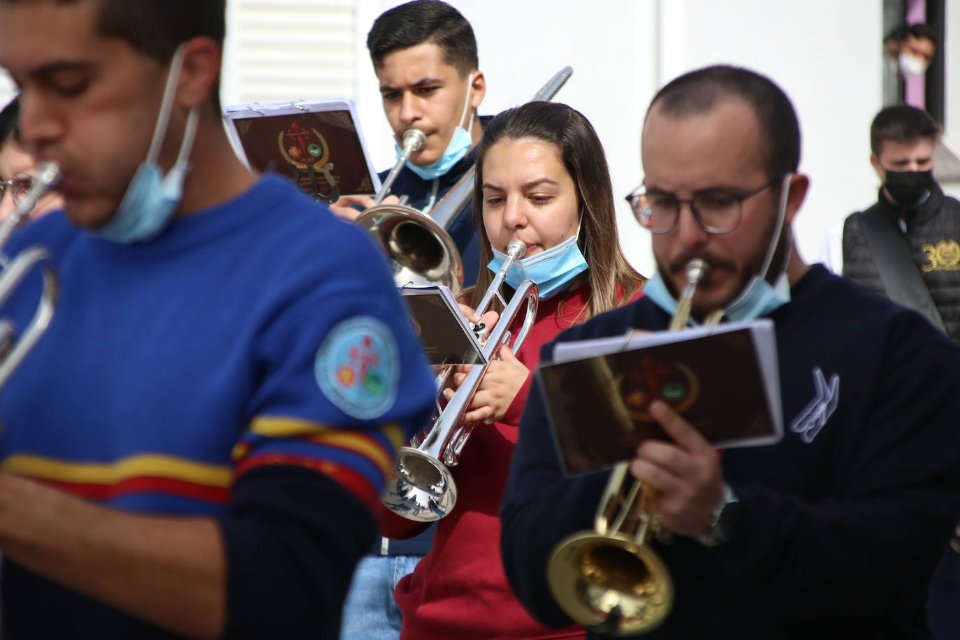 Fotos: Los sones cofrades resuenan con fervor y júbilo en el CEIP &#039;El Rodeo&#039;