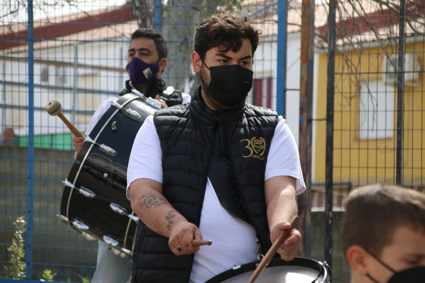 Fotos: Los sones cofrades resuenan con fervor y júbilo en el CEIP &#039;El Rodeo&#039;