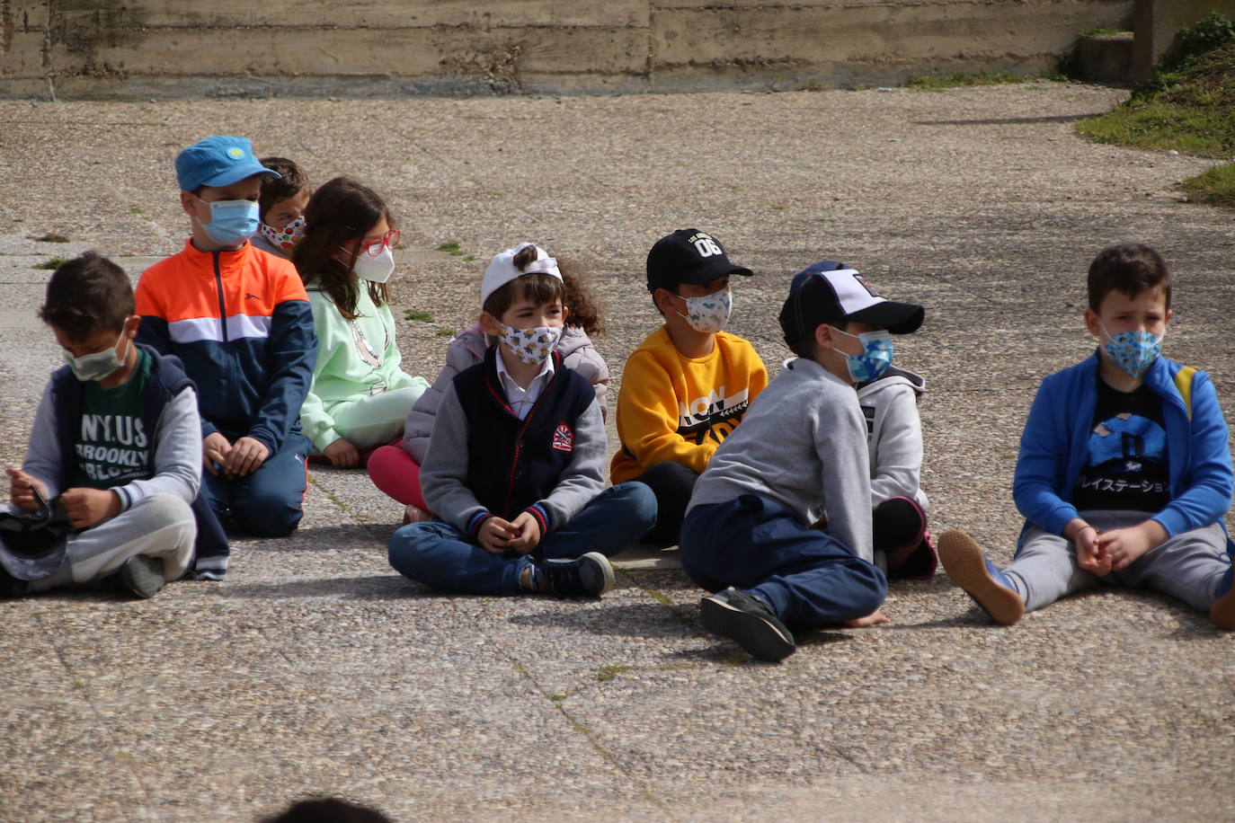 Fotos: Los sones cofrades resuenan con fervor y júbilo en el CEIP &#039;El Rodeo&#039;