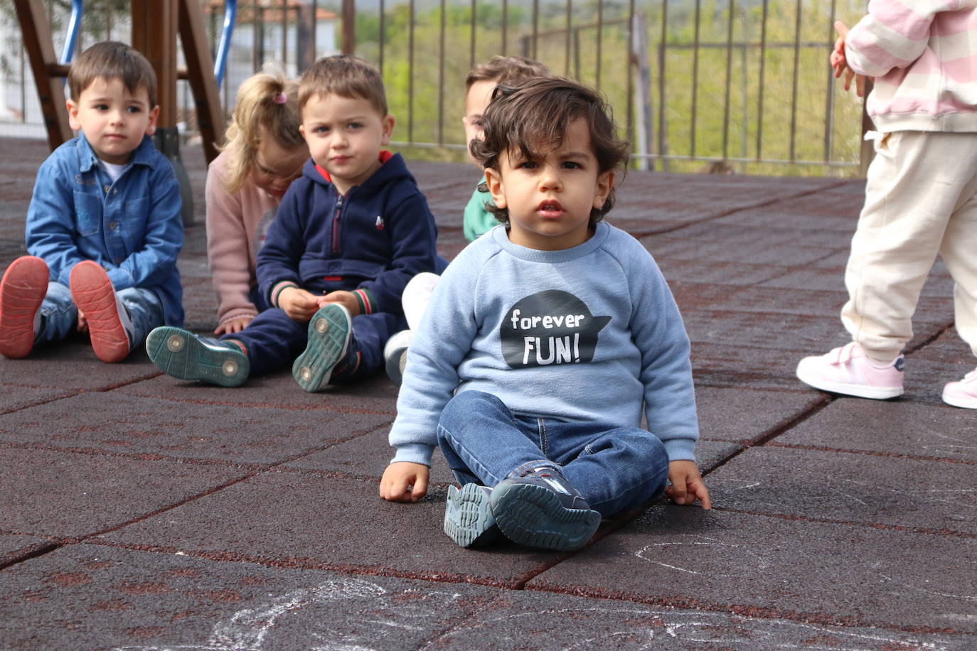 Fotos: Los sones cofrades resuenan con fervor y júbilo en el CEIP &#039;El Rodeo&#039;
