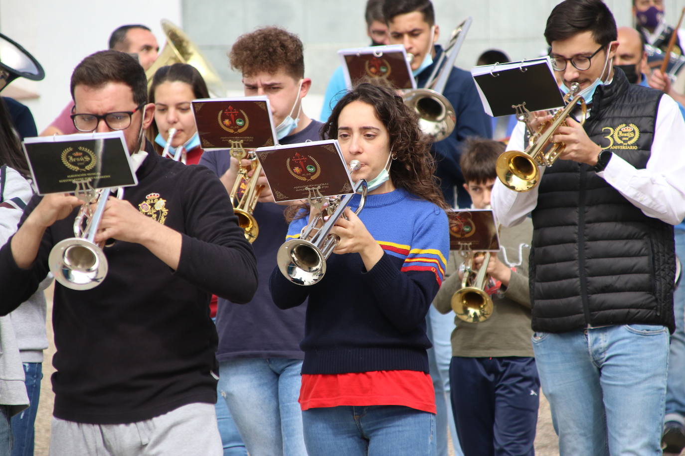 Fotos: Los sones cofrades resuenan con fervor y júbilo en el CEIP &#039;El Rodeo&#039;