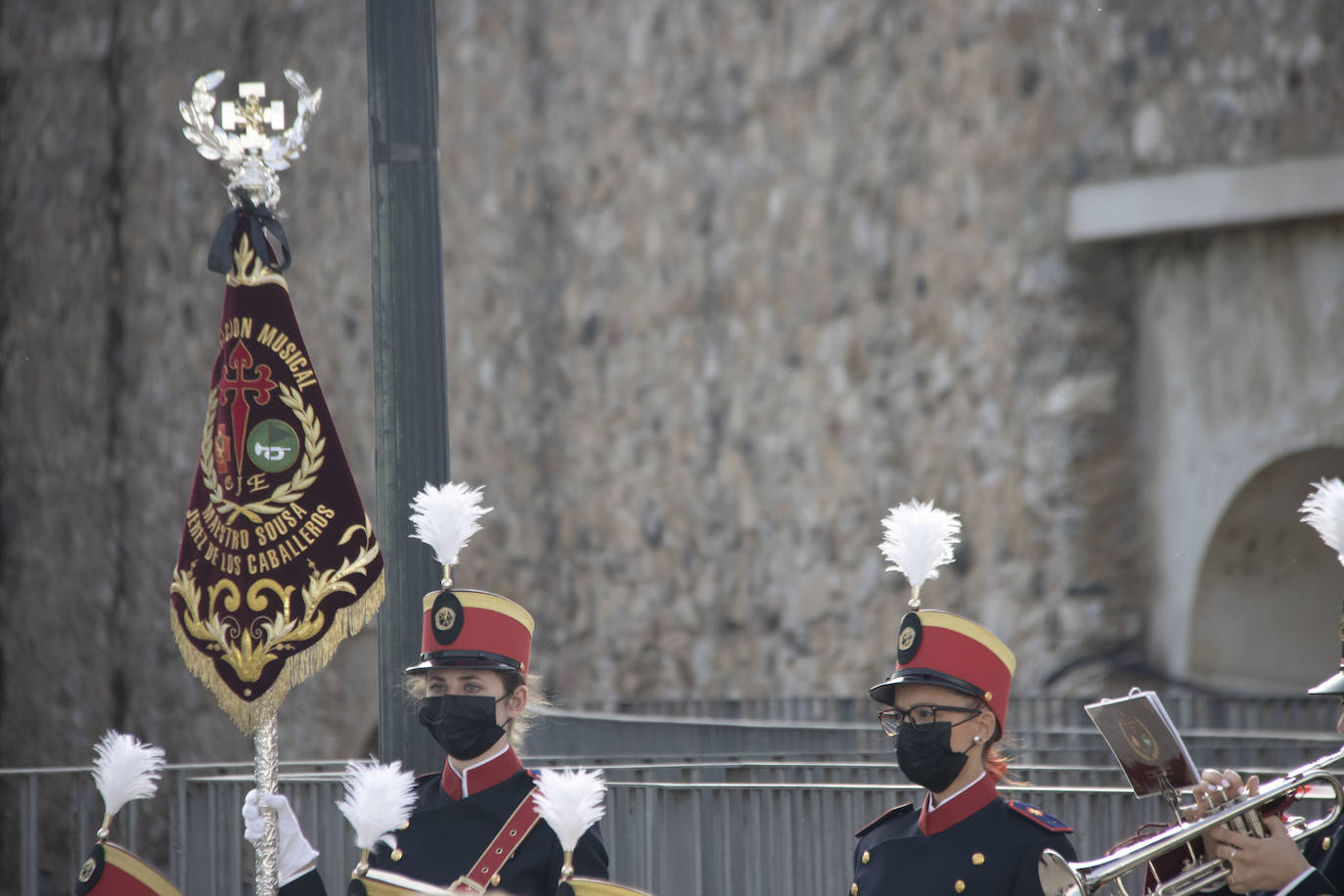 Fotos: La Plaza de la Alcazaba acoge varios conciertos de bandas con un fin solidario