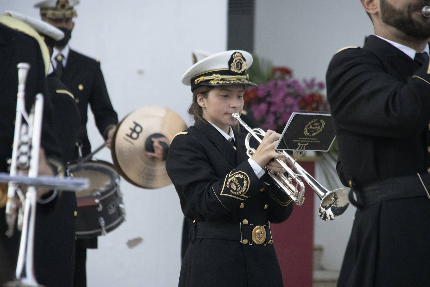 Fotos: La Plaza de la Alcazaba acoge varios conciertos de bandas con un fin solidario