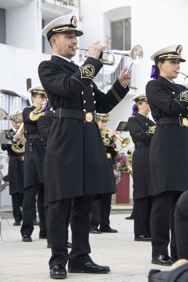 Fotos: La Plaza de la Alcazaba acoge varios conciertos de bandas con un fin solidario