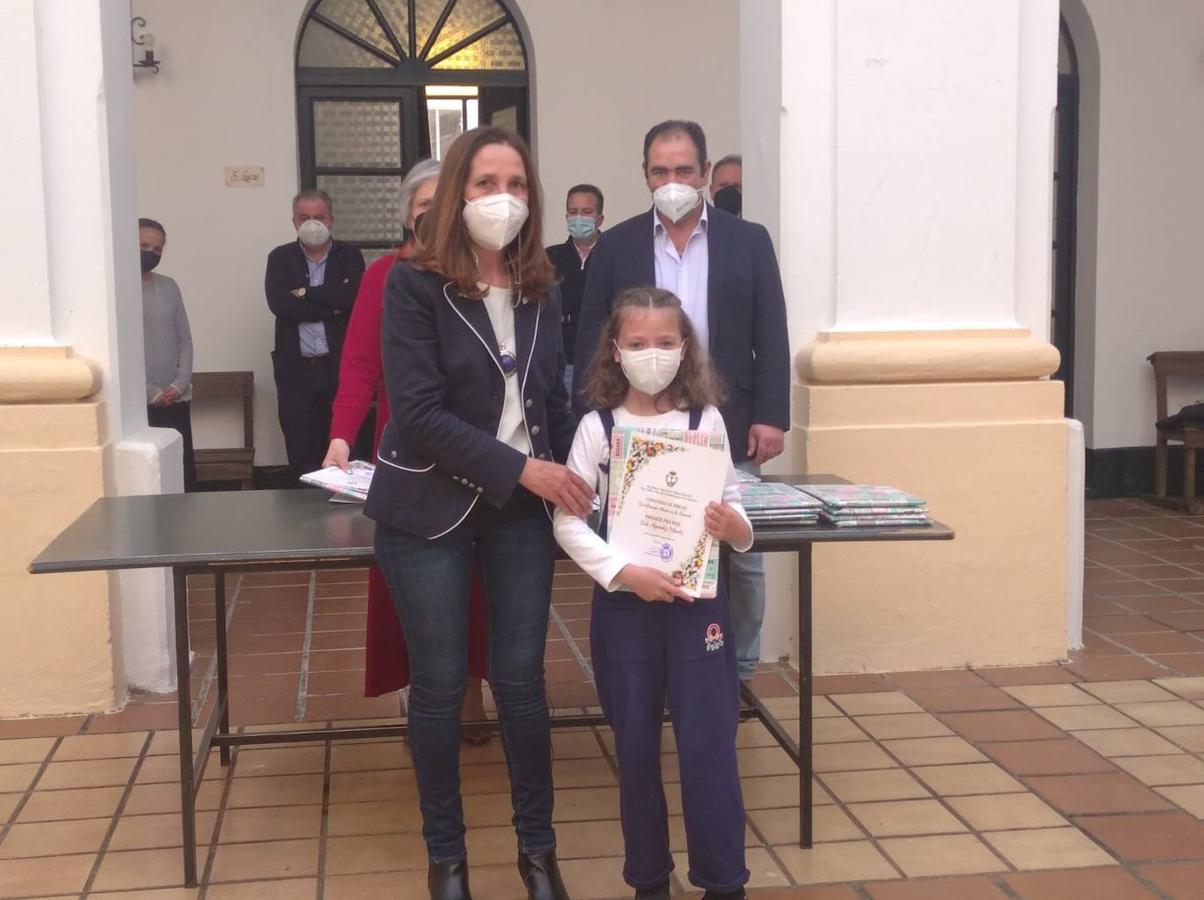 Fotos: La Junta de Cofradías entrega los premios del concurso &#039;Semana Santa en el colegio&#039;