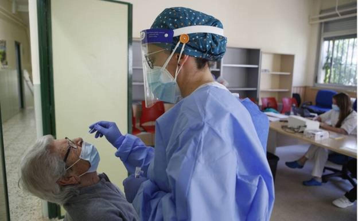 Salud Pública notifica 9 nuevos casos positivos y 2 brotes en Jerez