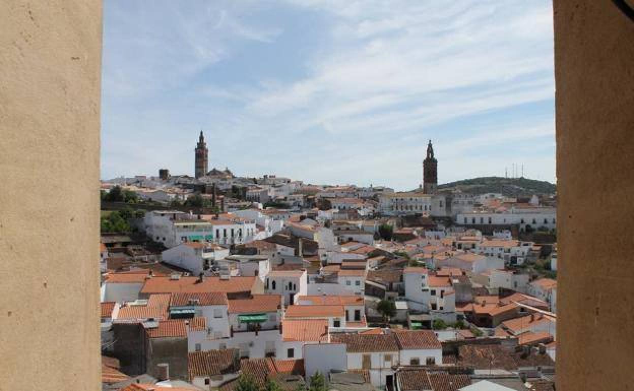 Jerez de los Caballeros, que roza los 45 grados, marca la temperatura máxima de Extremadura este sábado