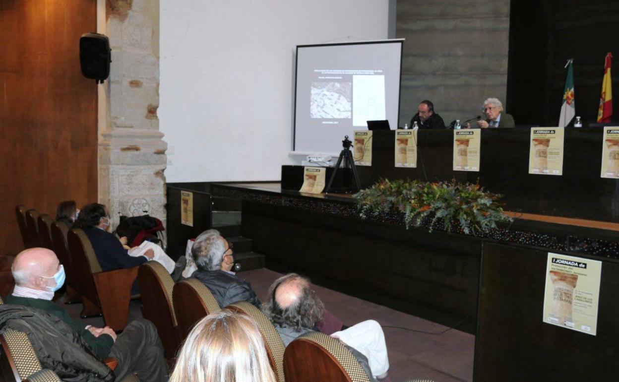 La I Jornada de Protección del Patrimonio subraya la importancia de su conservación con la implicación de administraciones, propietarios y ciudadanos