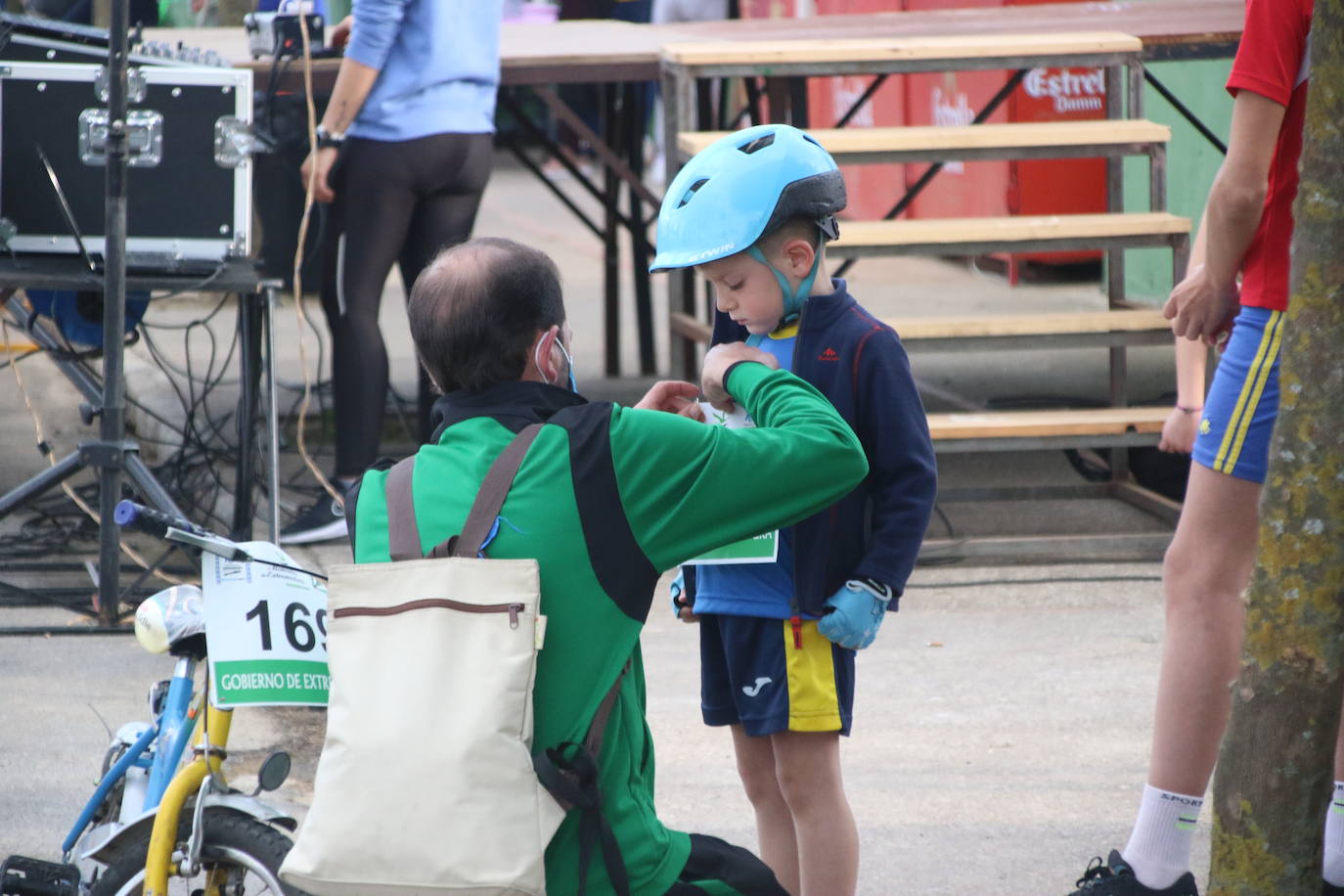 Fotos: Éxito de participación en el I Duatlón Cross Infantil
