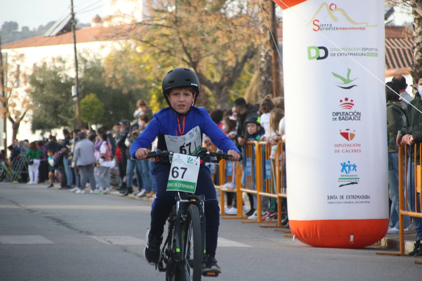 Fotos: Éxito de participación en el I Duatlón Cross Infantil